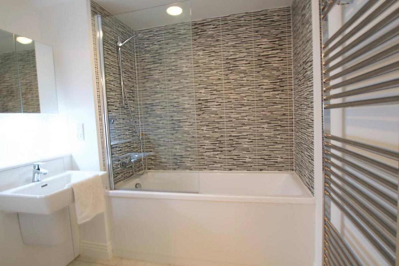 Altido Bright City Centre 2Bed, 2Bath With Free Parking Edinburgh Bagian luar foto